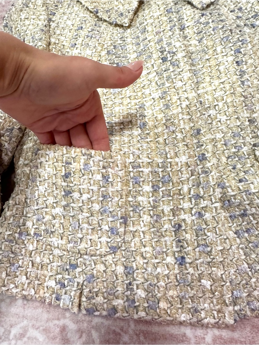 Vintage ✨ Tweed Pastel Metallic Cropped Jacket - Picture 6 of 13